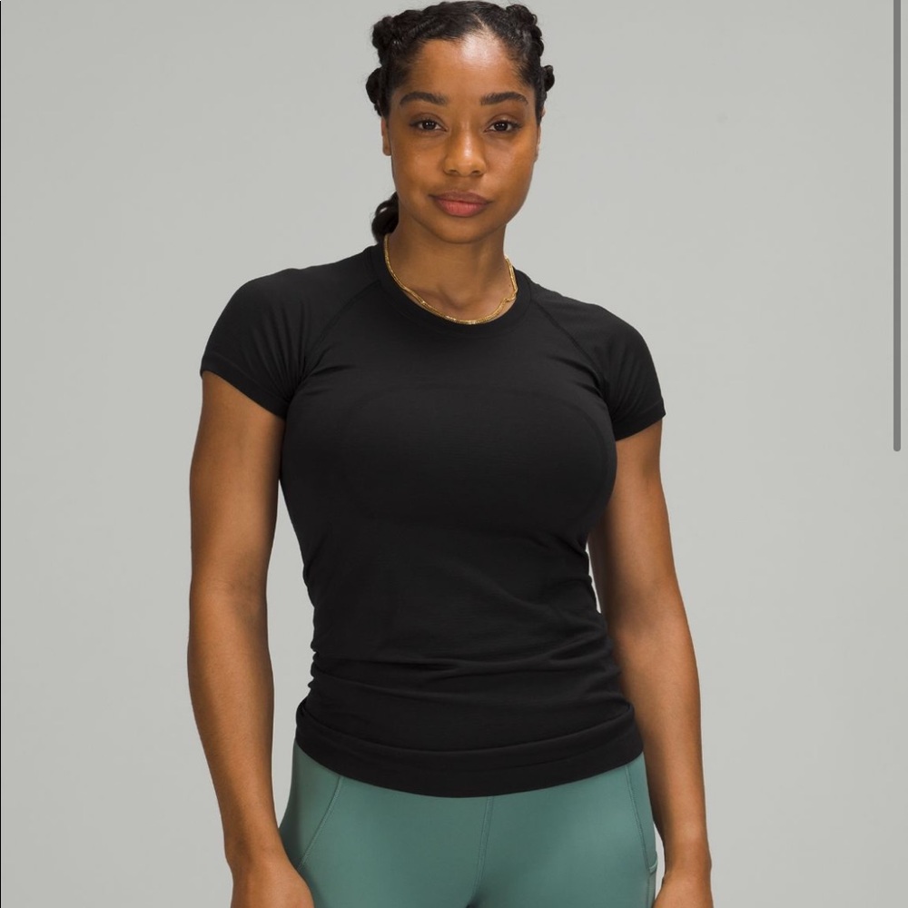 Lululemon Swiftly short sleeve shirt